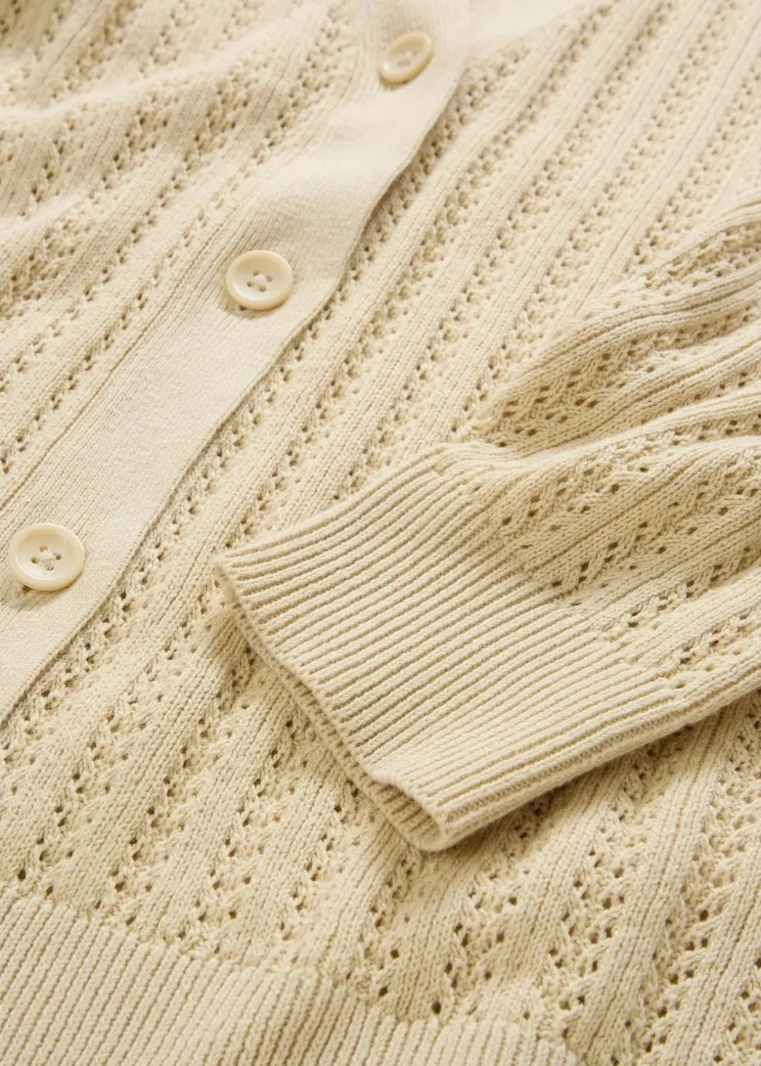 Ajour-Strickjacke mit Leinenanteil