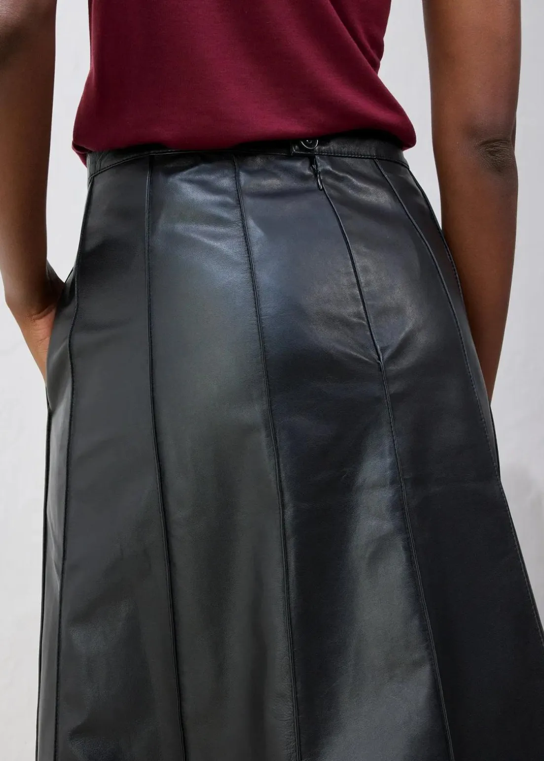 Ausgestellter Lederrock aus Lammnappa