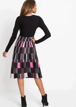 Ausgestelltes Jacquard-Strickkleid