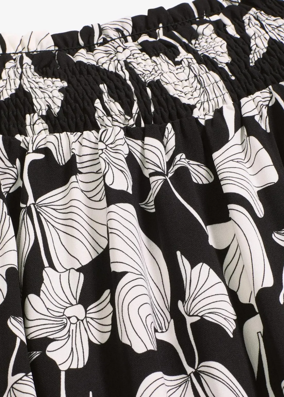 bedrucktes Carmen-Kleid