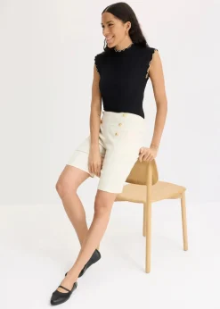 Bermuda mit dekorativen Knöpfen