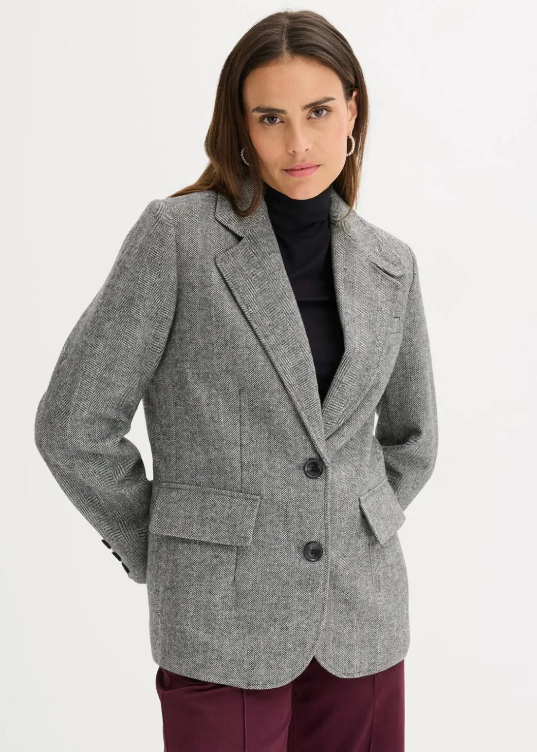 Blazer mit Fischgratmuster und Wollanteil