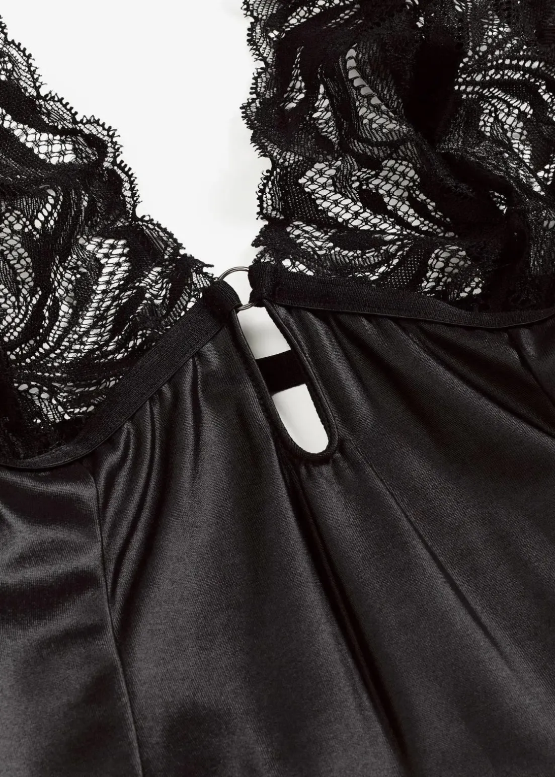 Body mit Wetlook und abnehmbaren Strapshalter