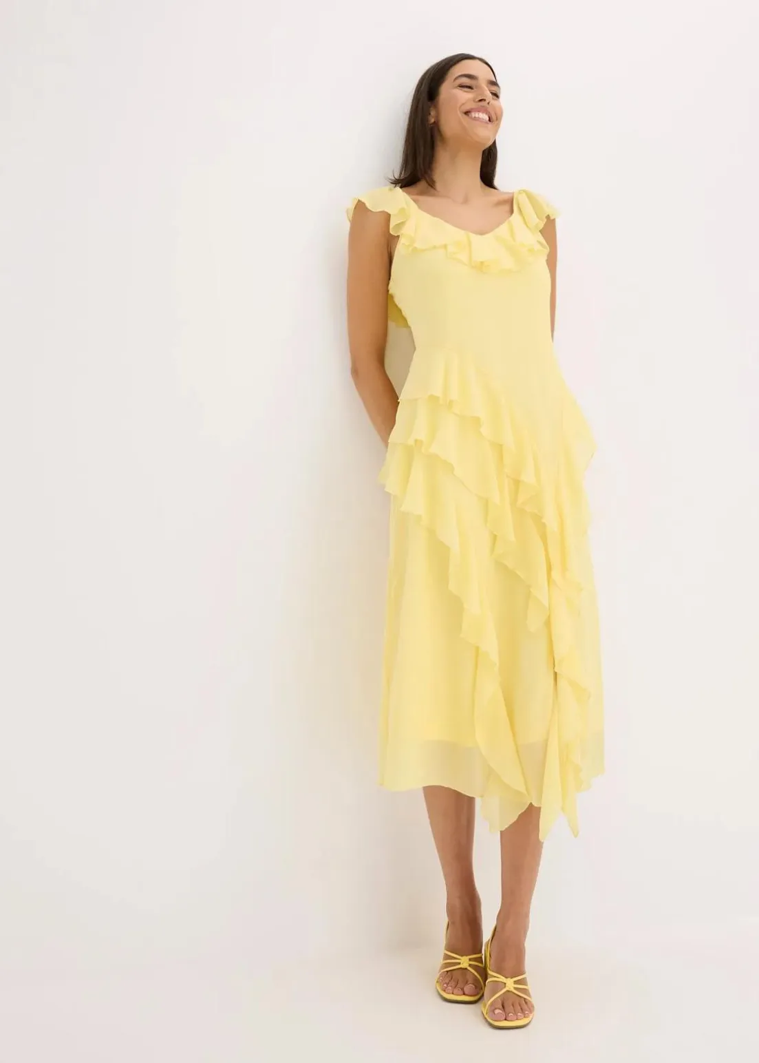 Chiffonkleid mit Trägern und Volants