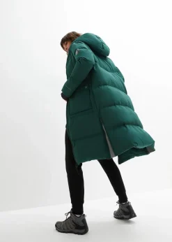 Daunenmantel mit reflektierenden Details