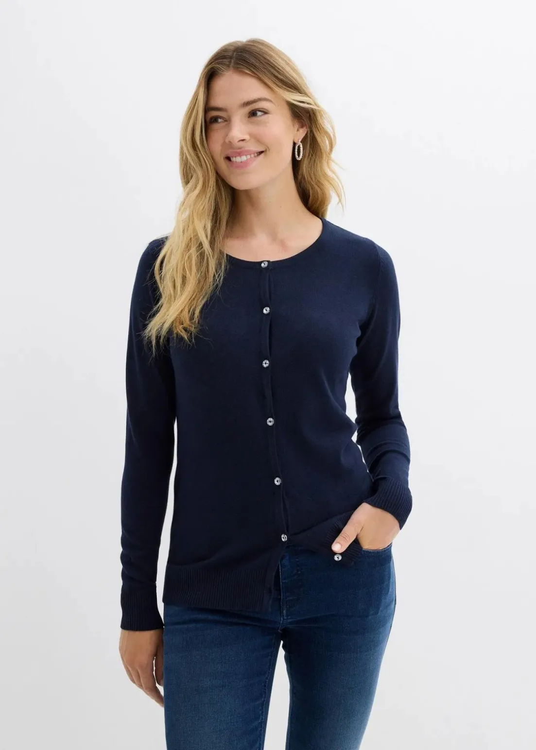 Enge Feinstrickjacke