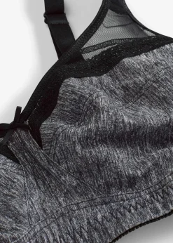 Entlastungs-BH ohne Bügel mit gepolsterten Trägern