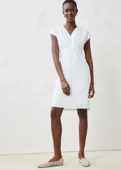 Etuikleid aus reinem Leinen