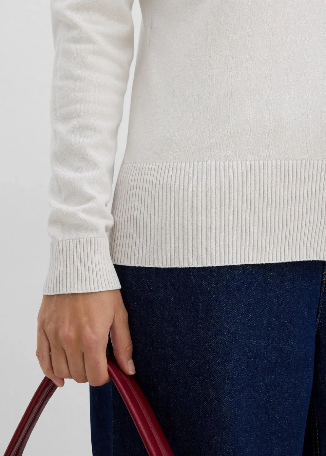 Feinstrickjacke mit Knopfleiste