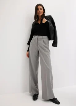 Feinstrickpullover mit schmückendem Kragen