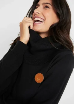 Feinstrickpullover mit weitem Kragen