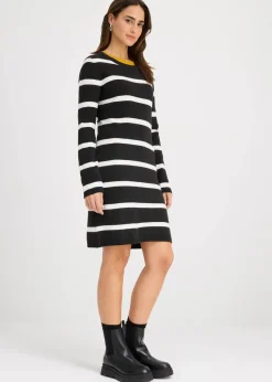 Figurbetontes Strickkleid