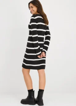 Figurbetontes Strickkleid