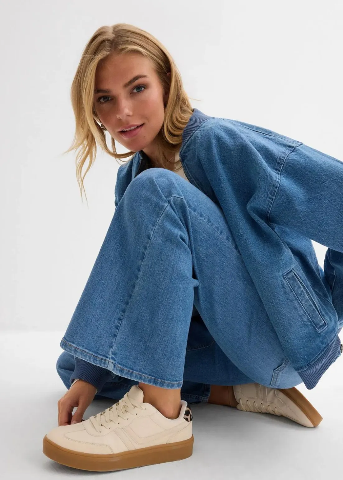 Flared-Jeans Mid Waist