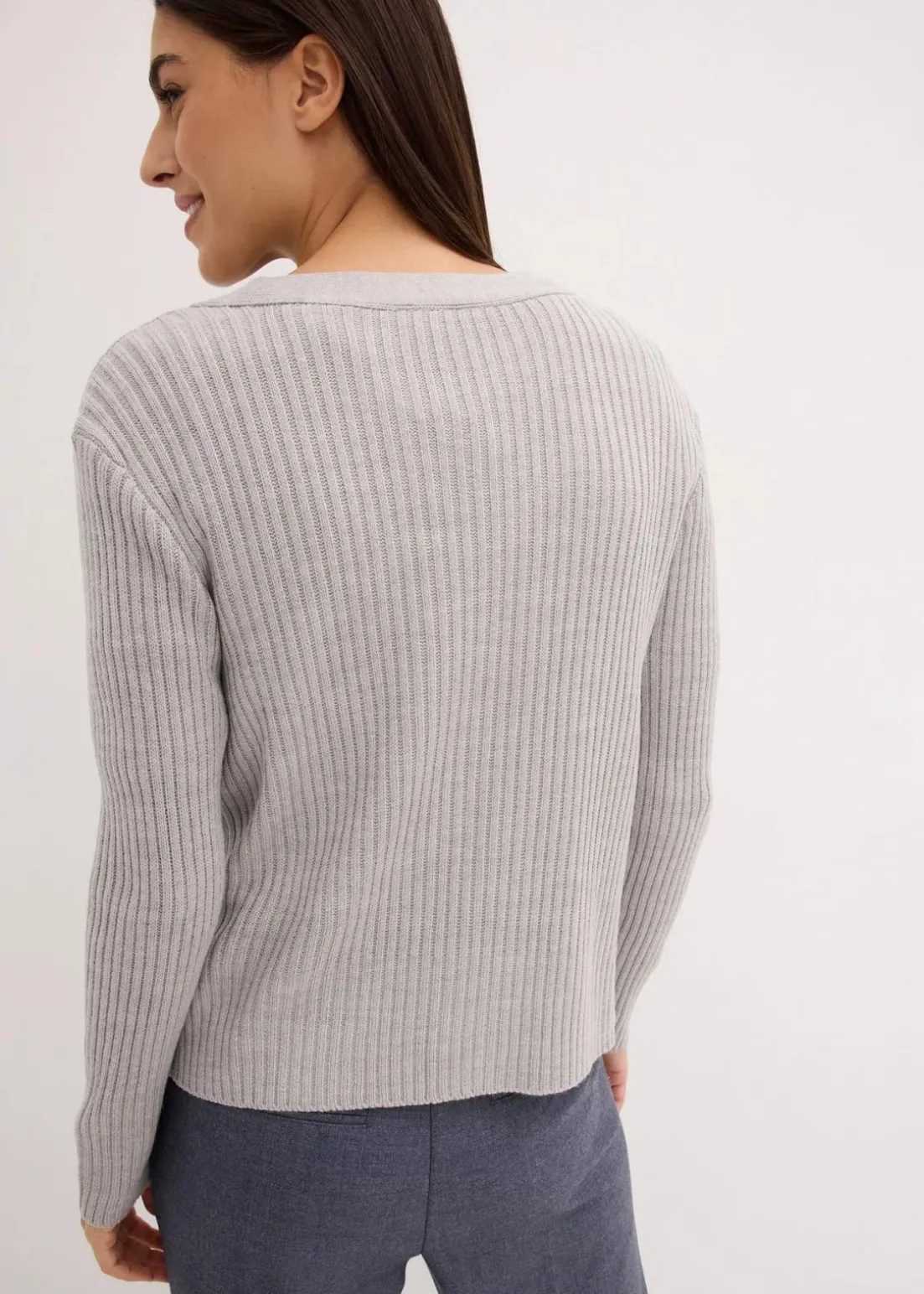 Gerippte Strickjacke