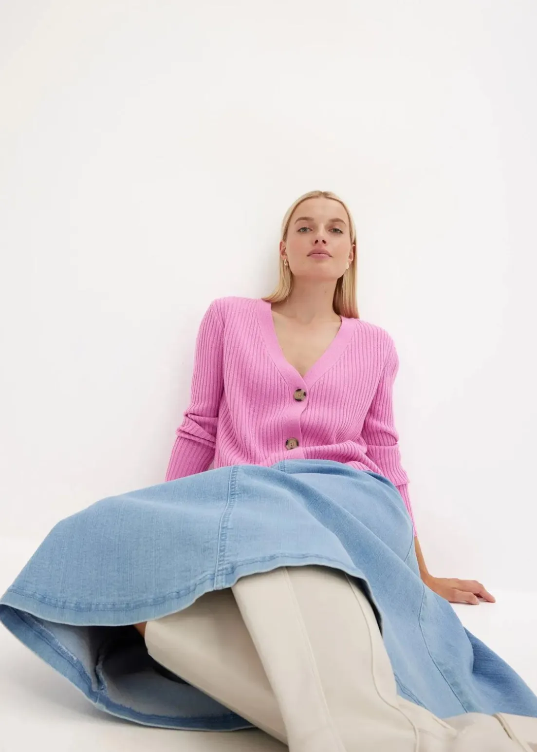 Gerippte Strickjacke