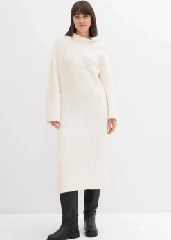 Geripptes Strickkleid