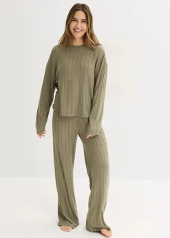 Hausanzug aus weicher Rippe