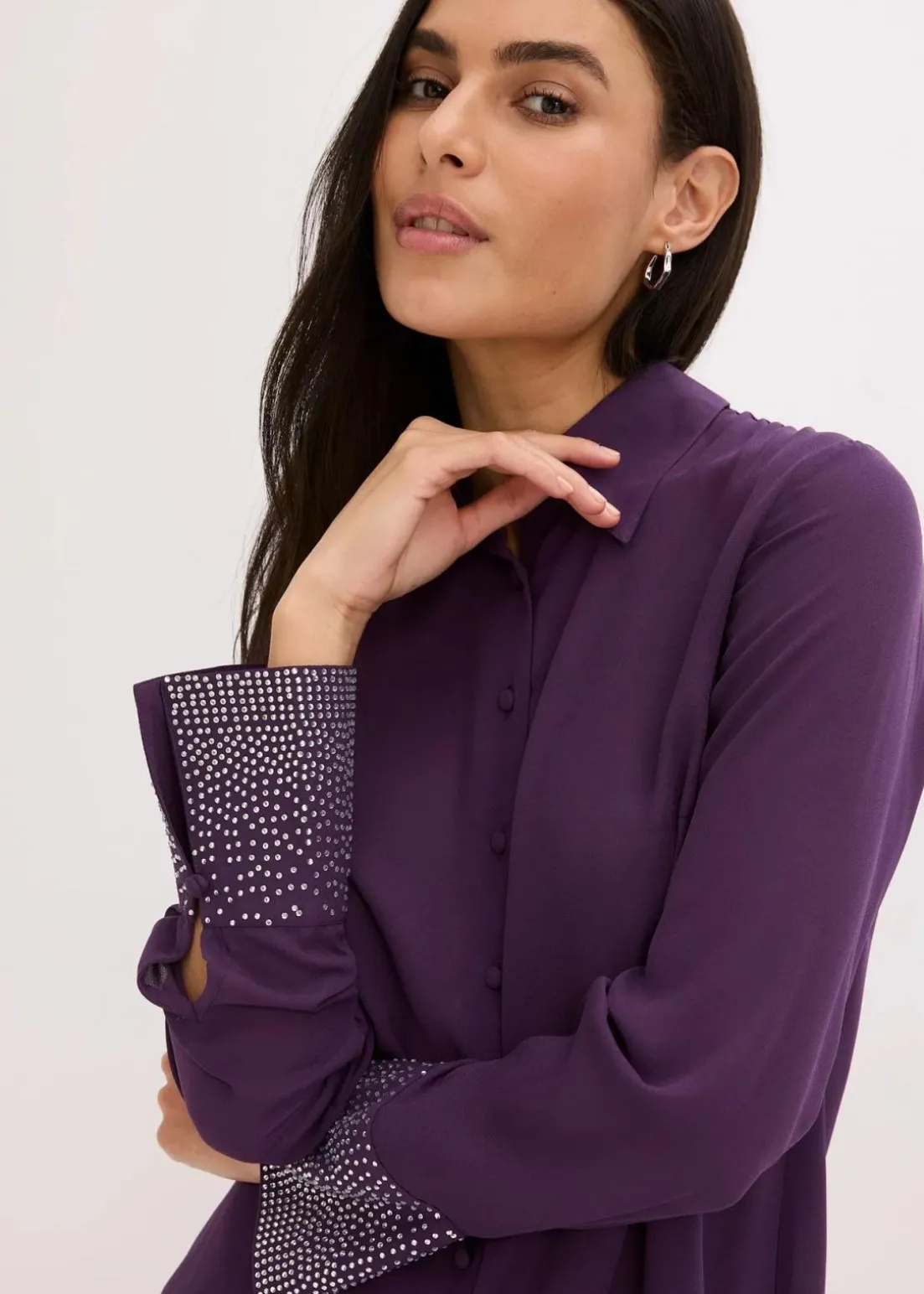 Hemdbluse mit Glitzersteinchen