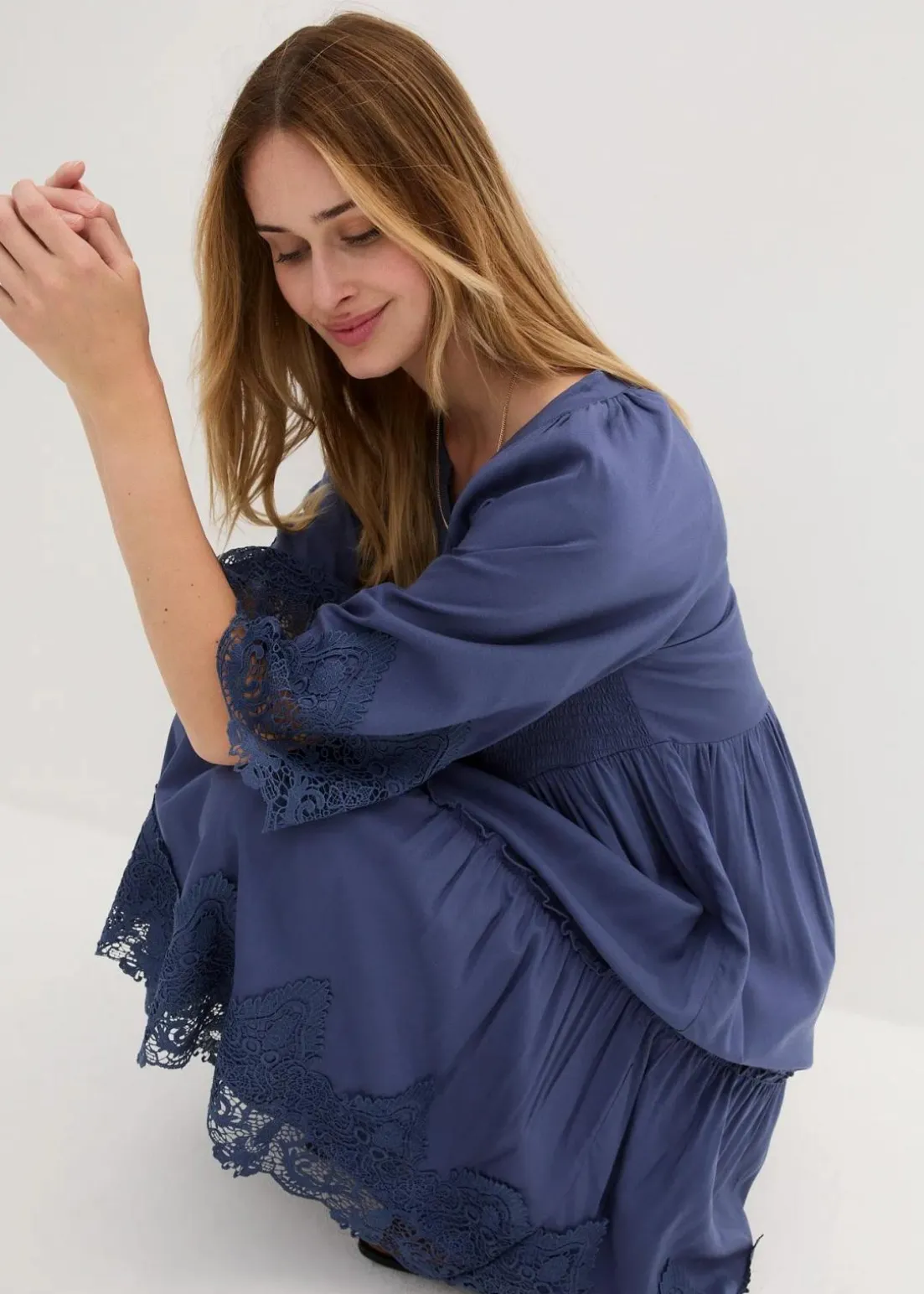 Hemdblusenkleid mit Spitze