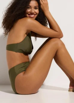 Highwaist-Bikinihose mit hohem Beinausschnitt