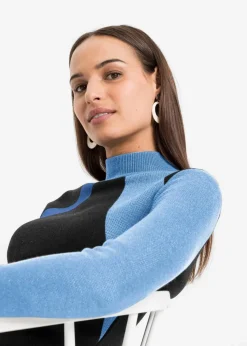 Jacquard-Strickkleid mit modernen Streifen