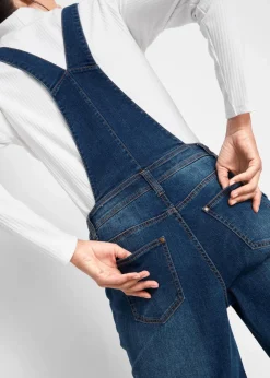 Jeans-Latzhose im Boyfriend Fit