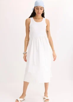 Jerseykleid im Materialmix