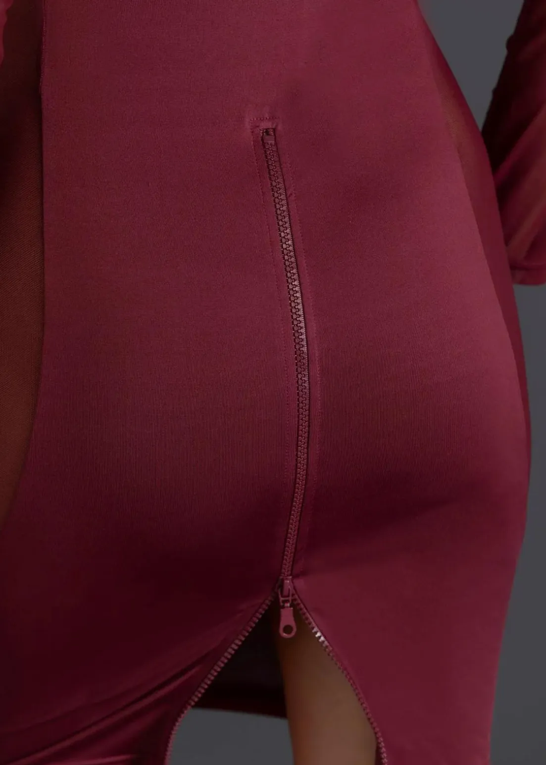 Kleid mit Reißverschluss