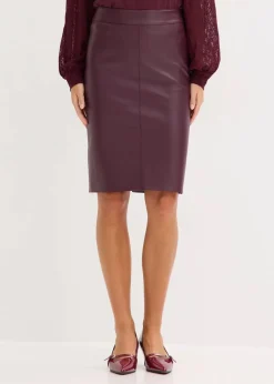 Knielanger Lederimitat-Rock mit figurbetonter Passform