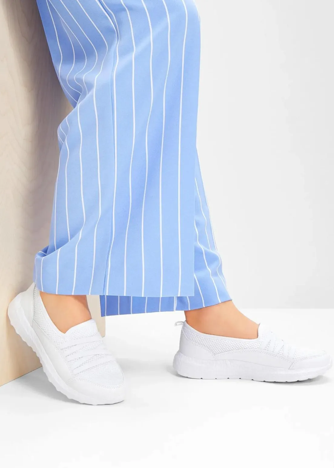 Komfort-Slip-In-Sneaker mit leichter Sohle