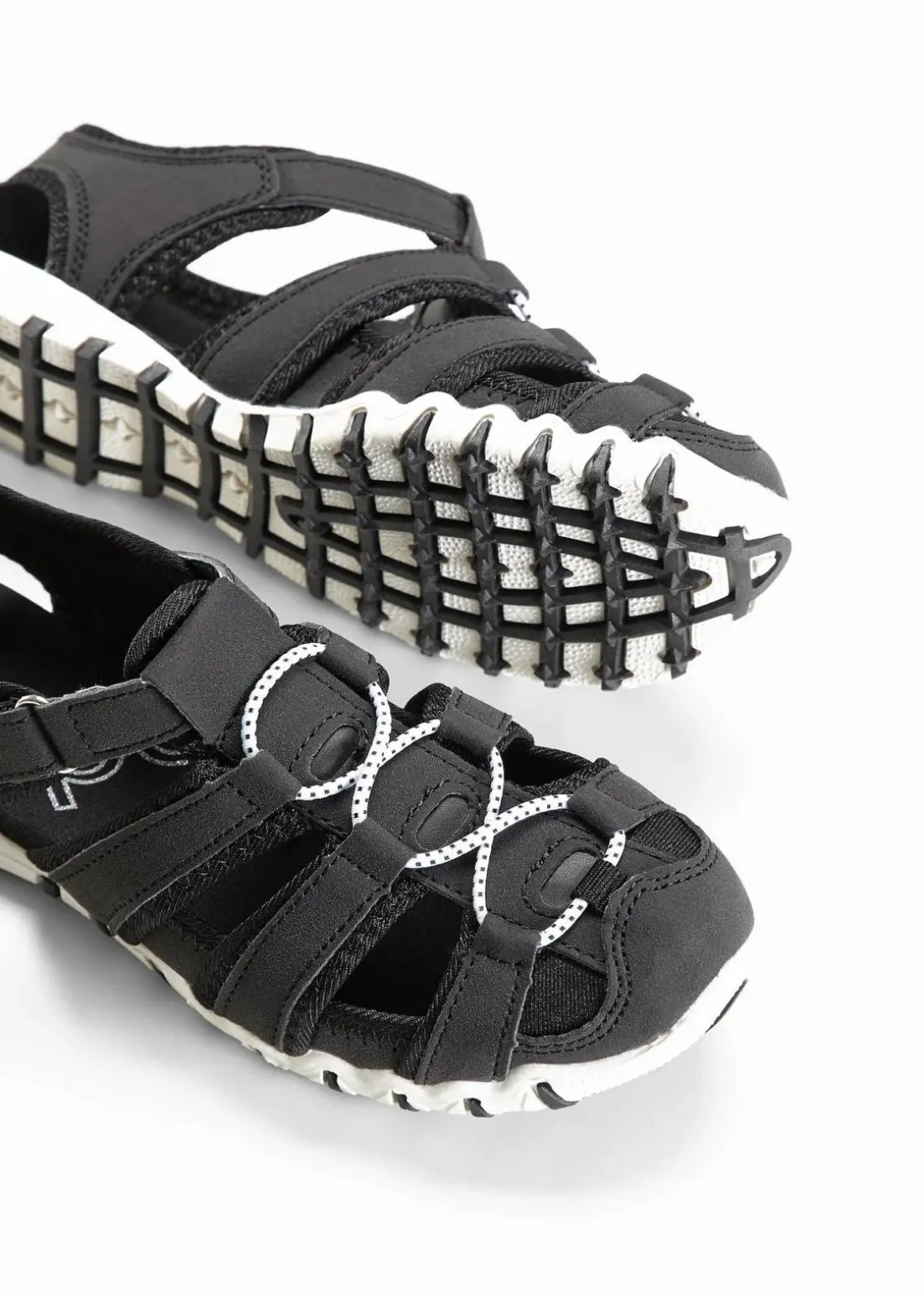 Komfort-Trekkingsandalen mit Profilsohle