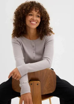 Kurze Feinstrickjacke