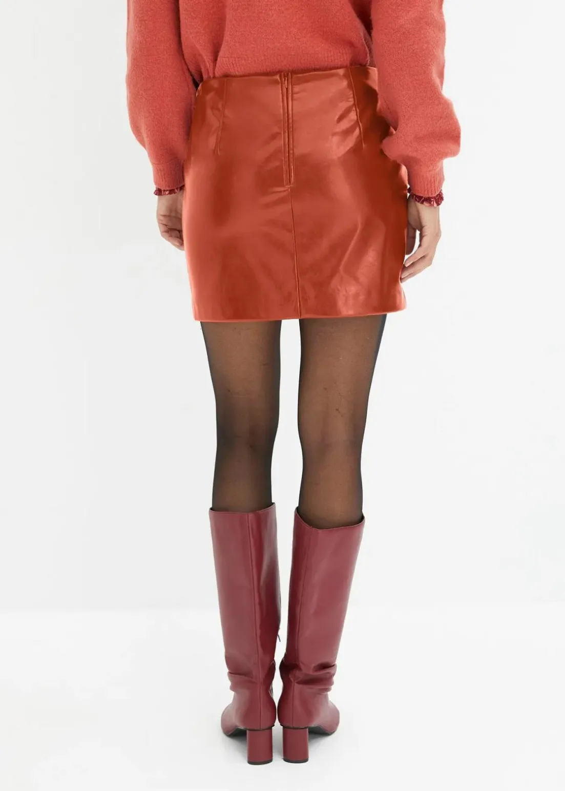 Kurzer Lederimitat-Rock