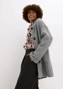 Kurzer Strick-Mantel mit Gürtel