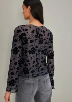 Langarmshirt mit leichter Transparenz