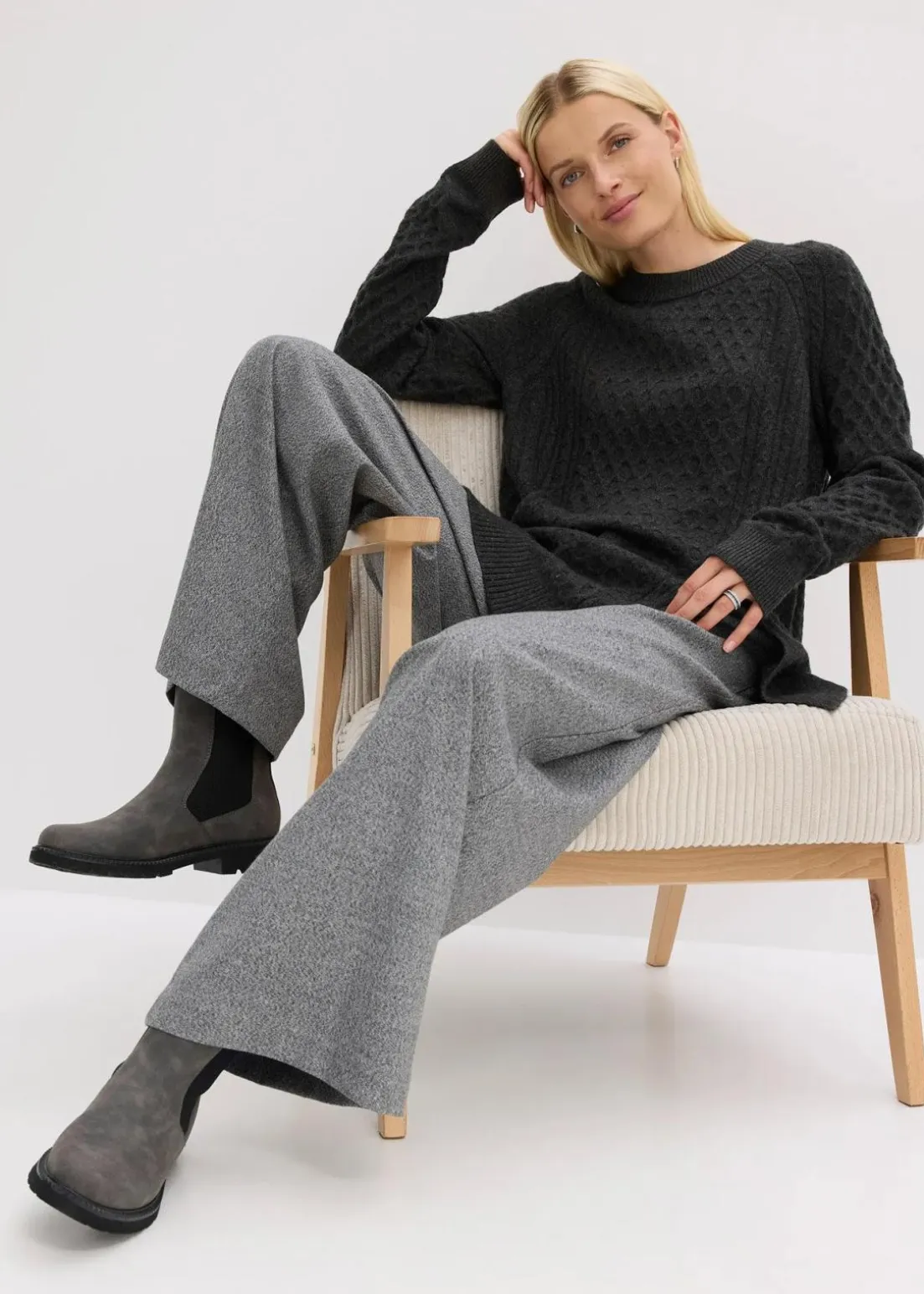 Longpullover aus fließendem Viskose-Mix