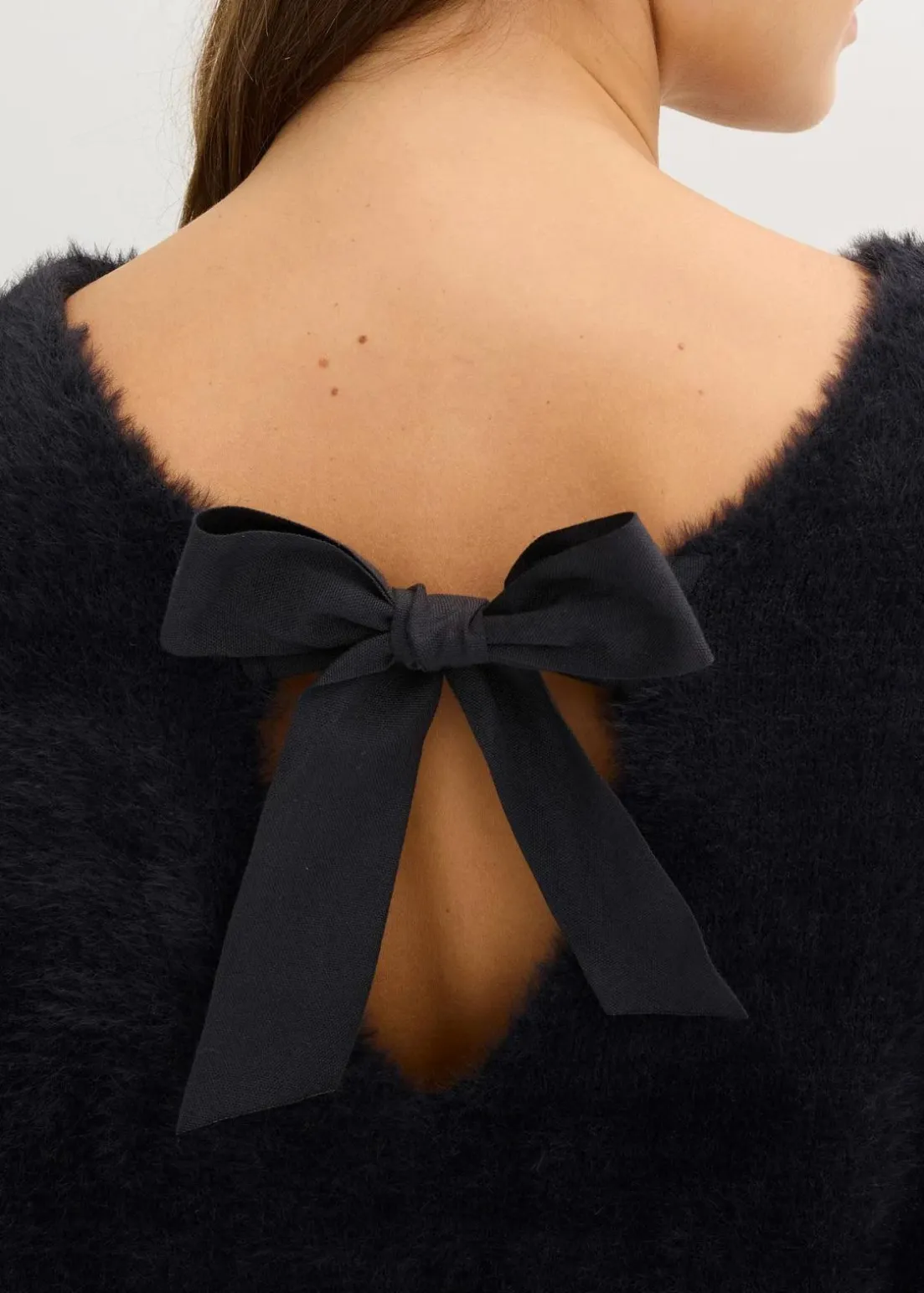 Longpullover aus weichem Federgarn