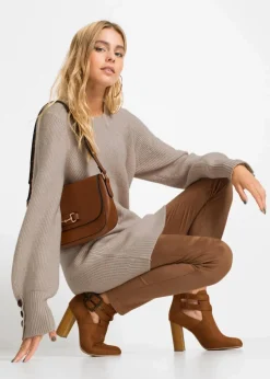 Longpullover mit Knöpfen