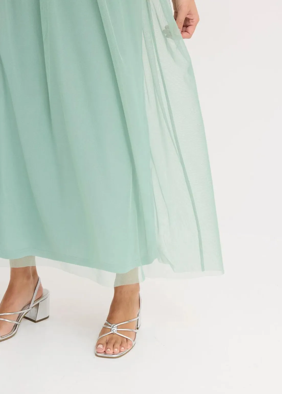 Maxikleid mit Paillettenstickerei