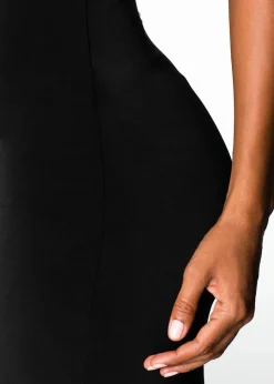 Maxikleid Strasssteinen am Rückenausschnitt