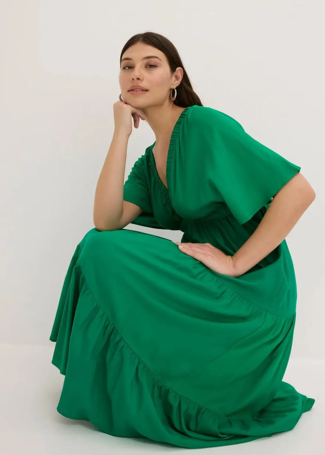 Midikleid aus fließender Viskose