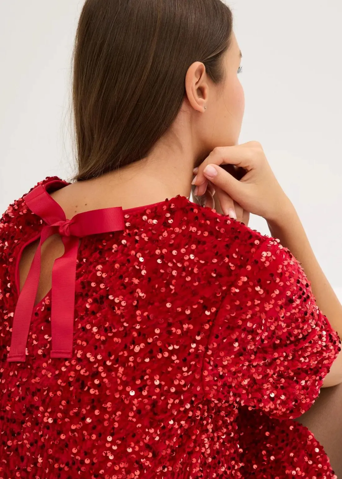 Minikleid mit Pailletten