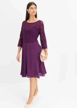 Minikleid mit Spitze