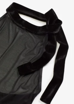 Neckholderkleid mit Samt