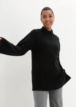 Oversize Pullover mit Turtleneck und Seitenschlitzen