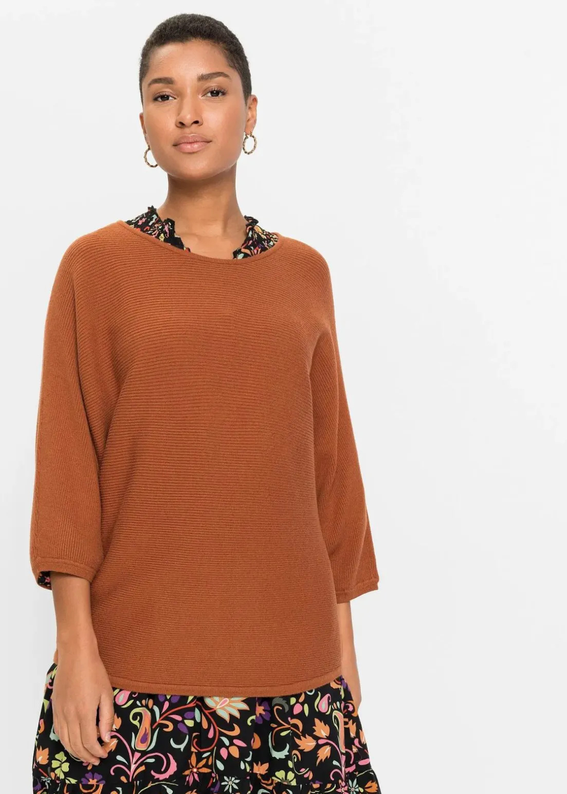Oversize Ripp-Pullover aus Viskose-Mix