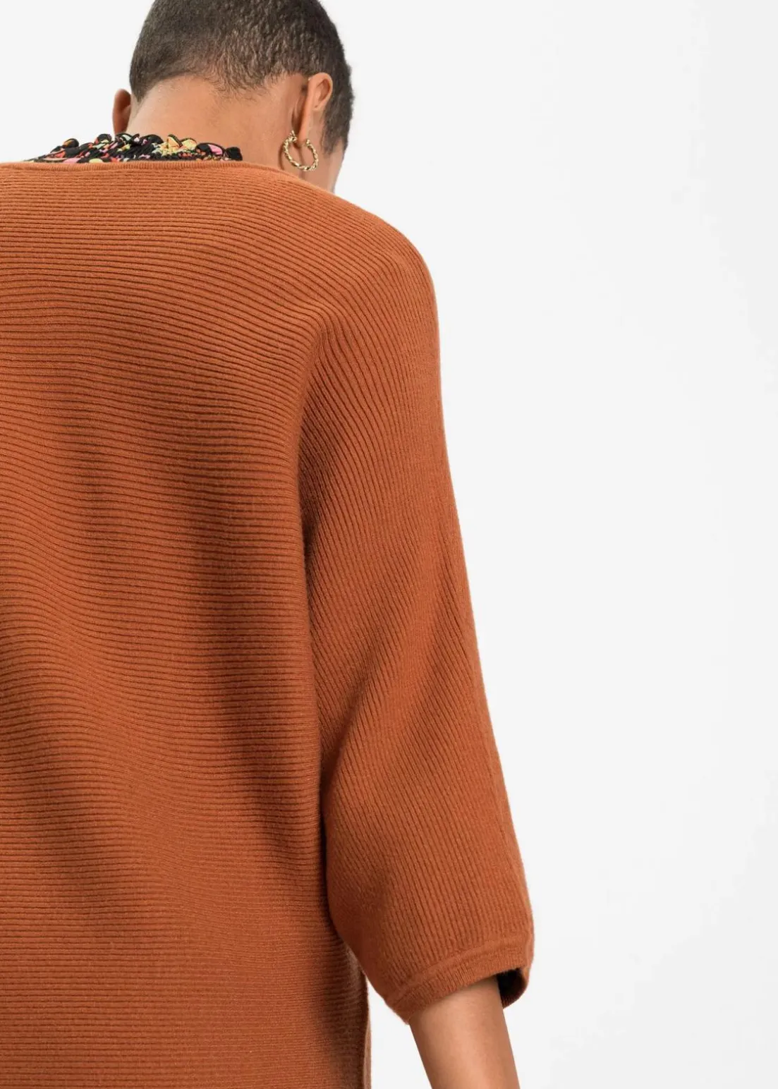 Oversize Ripp-Pullover aus Viskose-Mix