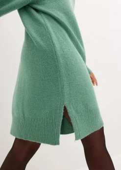 Oversize-Strickkleid