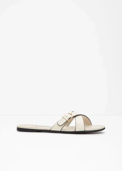 Pantoletten mit dekorativer Schnalle